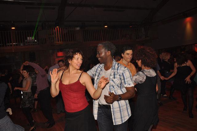 min 2010 12 05 station danse 104